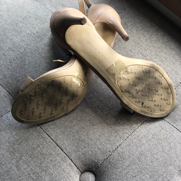 Strapped Heels - Picture 3 of 6